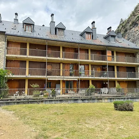 La Terraza De Escarrilla, Con Piscina Apartment *