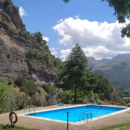 La Terraza De Escarrilla, Con Piscina Appartamento *