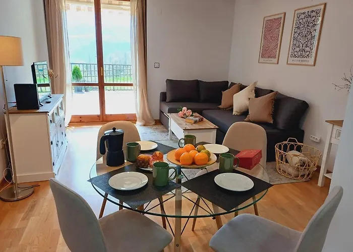 La Terraza De Escarrilla, Con Piscina 伊斯卡日拉