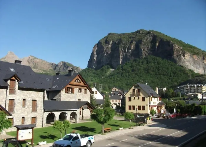 公寓 La Terraza De Escarrilla, Con Piscina